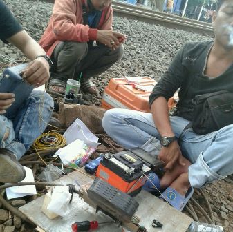 Penyambungan Kabel oleh PT. Indokarya Duta Perkasa